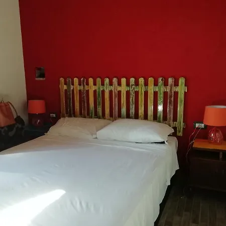 Civicouno Campiglia 3* كامبيليا ماريتيما
